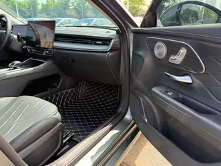 Chery Arrizo 8 PRO 2025 1.6T DCT Luxury type+ interior photo 15 Chery Arrizo 8 PRO 2025 1.6T DCT Luxury type+ interior photo 15