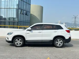 Changan CS75 2017 Cool Edition 1.5T Automatic front-sharing type interior photo 7 Changan CS75 2017 Cool Edition 1.5T Automatic front-sharing type interior photo 7