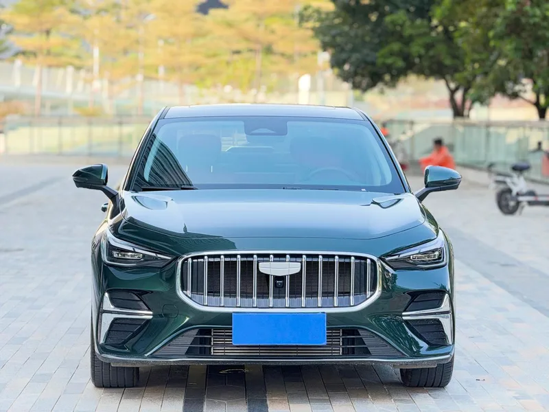Geely Emgrand 2026 5th Gen 1.5T DCT Flagship exterior photo 3 Geely Emgrand 2026 5th Gen 1.5T DCT Flagship exterior photo 3