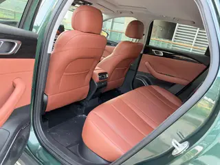 Geely Emgrand 2026 5th Gen 1.5T DCT Flagship interior photo 8 Geely Emgrand 2026 5th Gen 1.5T DCT Flagship interior photo 8