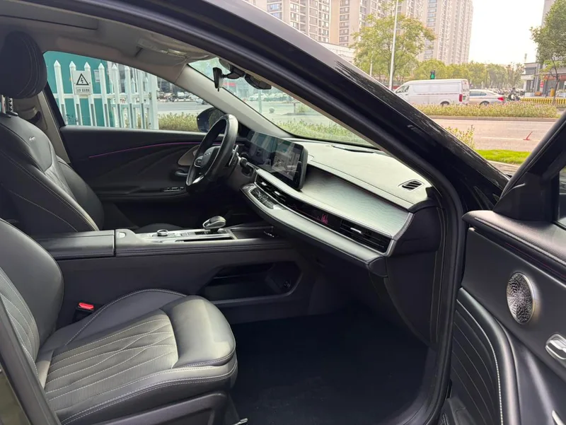 Chery Arrizo 8 2024 Versión de alta energía 2.0T DCT Jin interior foto 12 Chery Arrizo 8 2024 Versión de alta energía 2.0T DCT Jin interior foto 12