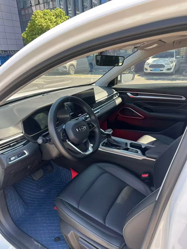 Geely Emgrand 2022 4th Gen 1.5L CVT Premium Trim exterior photo 4 Geely Emgrand 2022 4th Gen 1.5L CVT Premium Trim exterior photo 4