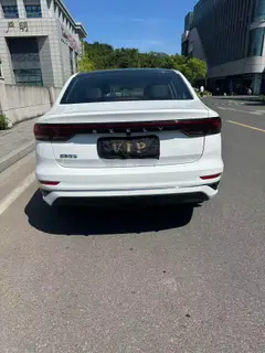 Geely Emgrand 2022 4th Gen 1.5L CVT Premium Trim interior photo 9 Geely Emgrand 2022 4th Gen 1.5L CVT Premium Trim interior photo 9