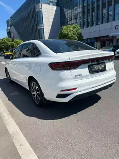 Geely Emgrand 2022 4th Gen 1.5L CVT Premium Trim interior photo 11 Geely Emgrand 2022 4th Gen 1.5L CVT Premium Trim interior photo 11