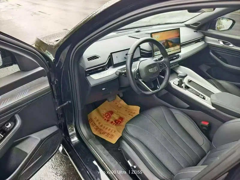 Geely Preface 2025 1.5T Oriente Yao Edición Kunlun exterior foto 4 Geely Preface 2025 1.5T Oriente Yao Edición Kunlun exterior foto 4