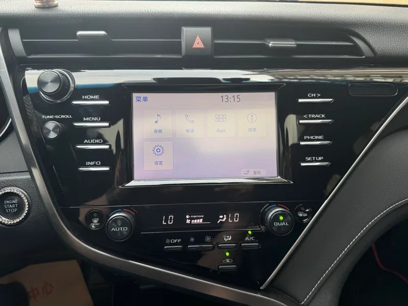 Toyota Camry 2018 2.5S Versión de Fengshang interior foto 15