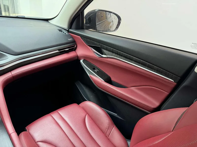 Changan CS75 PLUS 2020 1.5T Tipo de lujo automático interior foto 19 Changan CS75 PLUS 2020 1.5T Tipo de lujo automático interior foto 19
