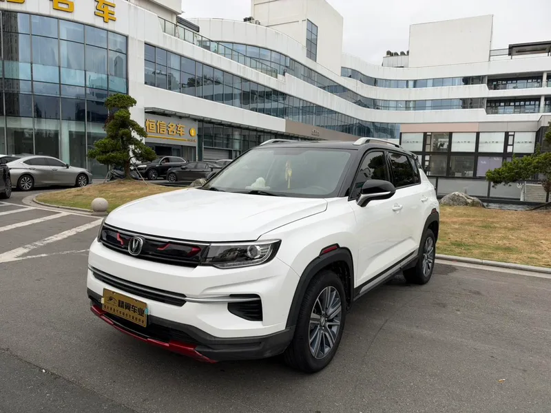 Changan CS35 PLUS 2019 1.4T DCT Changlian Blue Whale Edition exterior photo 1 Changan CS35 PLUS 2019 1.4T DCT Changlian Blue Whale Edition exterior photo 1