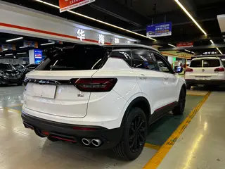 Geely Coolray 2023 1.5T DCT Platinum Edition interior photo 14 Geely Coolray 2023 1.5T DCT Platinum Edition interior photo 14
