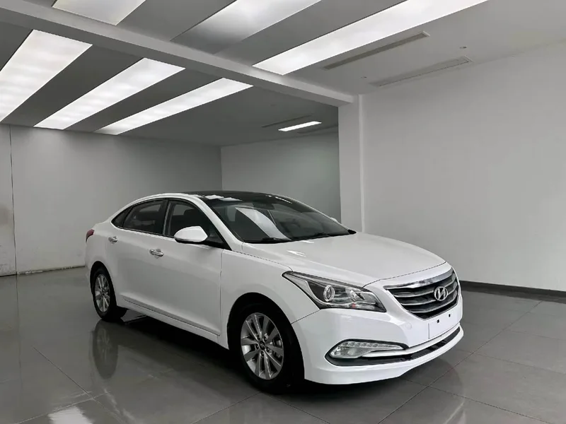 Hyundai Mistra 2014 1.8L automatic intelligent type GLS exterior photo 3 Hyundai Mistra 2014 1.8L automatic intelligent type GLS exterior photo 3