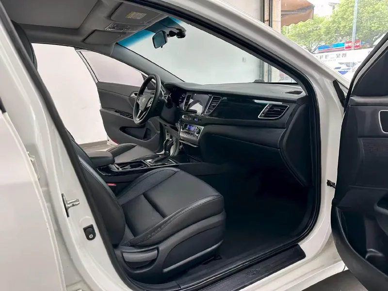 Hyundai Mistra 2014 1.8L automatic intelligent type GLS exterior photo 4 Hyundai Mistra 2014 1.8L automatic intelligent type GLS exterior photo 4