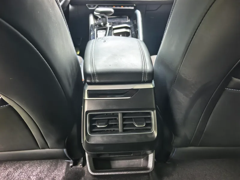 Geely Preface 2025 2.0T Oriental Yao Star Edition interior photo 11 Geely Preface 2025 2.0T Oriental Yao Star Edition interior photo 11