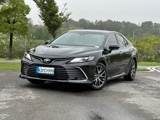 Toyota Camry 2021 2.5G Luxury Edition