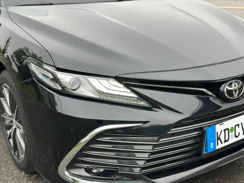 Toyota Camry 2021 2.5G Edición de lujo exterior foto 4
