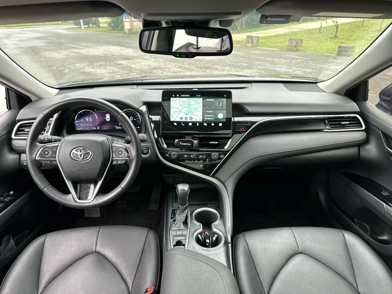 Toyota Camry 2021 2.5G Edición de lujo exterior foto 9