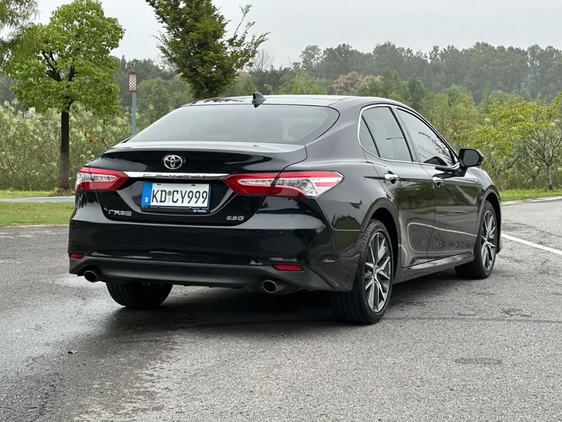 Toyota Camry 2021 2.5G Edición de lujo interior foto 19