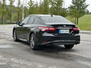 Toyota Camry 2021 2.5G Edición de lujo interior foto 20