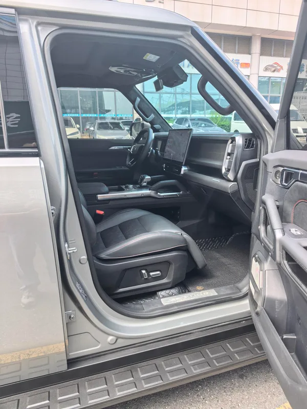 Jetour T2 2024 2.0TD Tracción a las cuatro ruedas Cruzando PRO+ Edición de entretenimiento interior foto 7 Jetour T2 2024 2.0TD Tracción a las cuatro ruedas Cruzando PRO+ Edición de entretenimiento interior foto 7