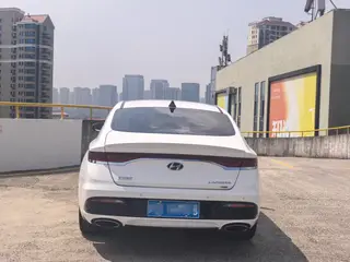 Hyundai Lafesta 2019 280TGDi Versión deportiva País VI interior foto 8 Hyundai Lafesta 2019 280TGDi Versión deportiva País VI interior foto 8