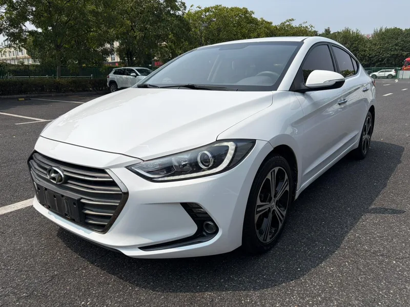 Hyundai Elantra Lingdong 2018 1.4T Dual-clutch dazzle vitality type exterior photo 1 Hyundai Elantra Lingdong 2018 1.4T Dual-clutch dazzle vitality type exterior photo 1