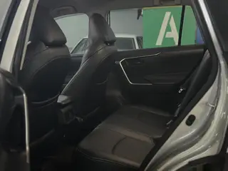 Toyota Wildlander 2023 2.0L Two-wheel drive leading version interior photo 7 Toyota Wildlander 2023 2.0L Two-wheel drive leading version interior photo 7
