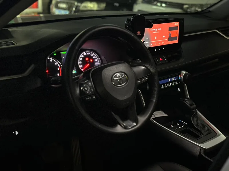 Toyota Wildlander 2023 2.0L Two-wheel drive leading version interior photo 12 Toyota Wildlander 2023 2.0L Two-wheel drive leading version interior photo 12