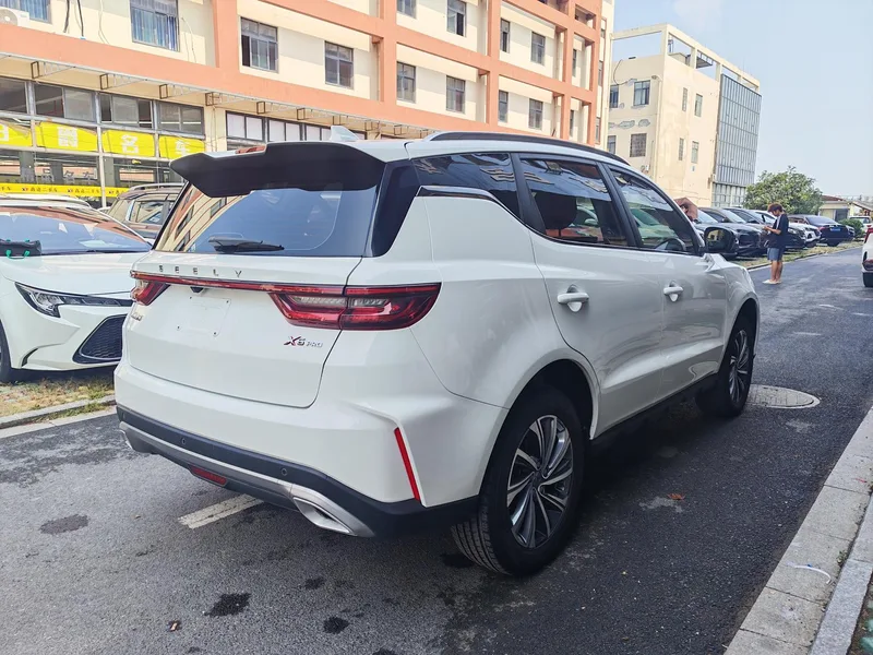 Geely Vision X6 2021 PRO 1.4T Automatic Deluxe exterior photo 4 Geely Vision X6 2021 PRO 1.4T Automatic Deluxe exterior photo 4