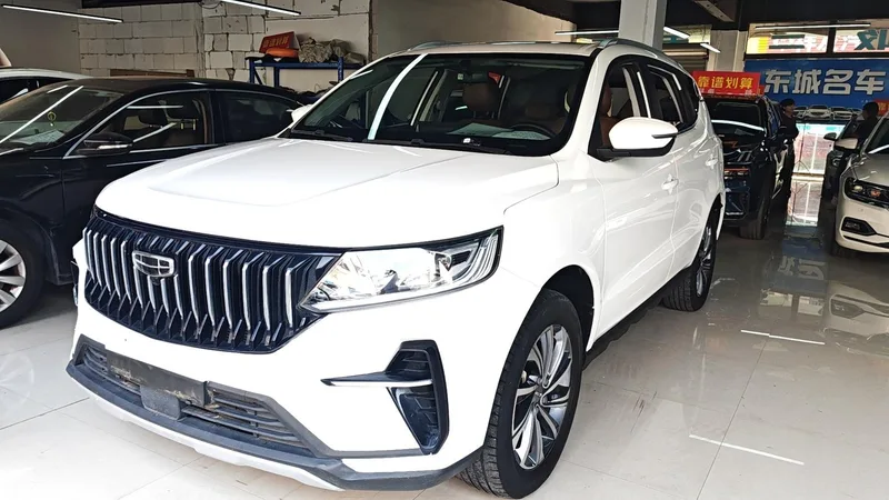 Geely Vision X6 2021 PRO 1.4T Automatic Deluxe interior photo 17 Geely Vision X6 2021 PRO 1.4T Automatic Deluxe interior photo 17