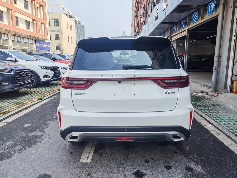 Geely Vision X6 2021 PRO 1.4T Automatic Deluxe interior photo 20 Geely Vision X6 2021 PRO 1.4T Automatic Deluxe interior photo 20