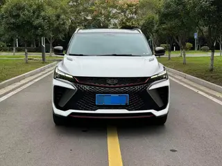 Geely Coolray 2023 1.5T DCT Edición Diamante exterior foto 2 Geely Coolray 2023 1.5T DCT Edición Diamante exterior foto 2