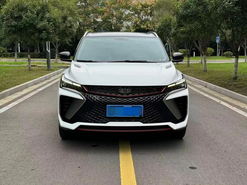 Geely Coolray 2023 1.5T DCT Edición Diamante exterior foto 2 Geely Coolray 2023 1.5T DCT Edición Diamante exterior foto 2