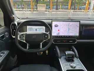 Jetour T2 2024 2.0TD Tracción a las cuatro ruedas Cruzando PRO Edición de entretenimiento interior foto 12 Jetour T2 2024 2.0TD Tracción a las cuatro ruedas Cruzando PRO Edición de entretenimiento interior foto 12