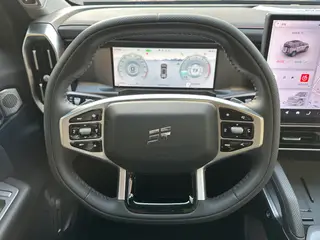 Jetour T2 2024 2.0TD Tracción a las cuatro ruedas Cruzando PRO Edición de entretenimiento interior foto 14 Jetour T2 2024 2.0TD Tracción a las cuatro ruedas Cruzando PRO Edición de entretenimiento interior foto 14