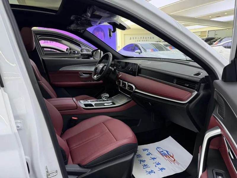 Jetour X70 PLUS 2025 Champion Edition 1.5T DCT Champion PRO 5 seat exterior photo 6 Jetour X70 PLUS 2025 Champion Edition 1.5T DCT Champion PRO 5 seat exterior photo 6
