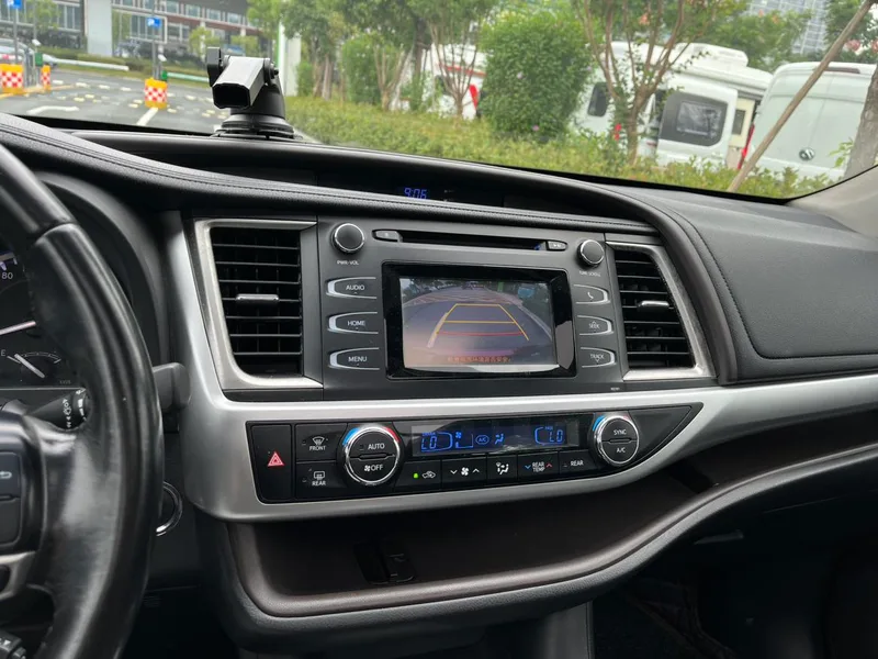 Toyota Highlander 2017 2.0T Four-wheel drive deluxe edition 7 seat exterior photo 9 Toyota Highlander 2017 2.0T Four-wheel drive deluxe edition 7 seat exterior photo 9