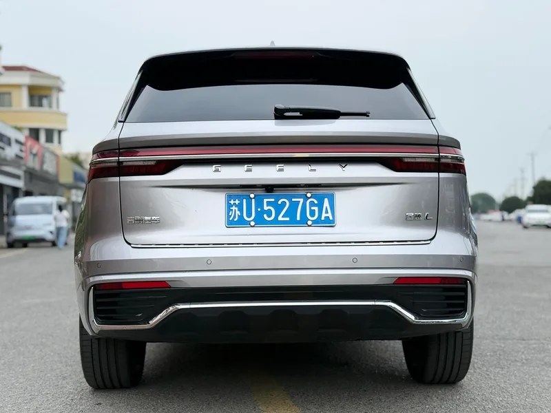 Geely Monjaro 2024 2.0TD High-power automatic two-wheel drive skyline version exterior photo 6 Geely Monjaro 2024 2.0TD High-power automatic two-wheel drive skyline version exterior photo 6