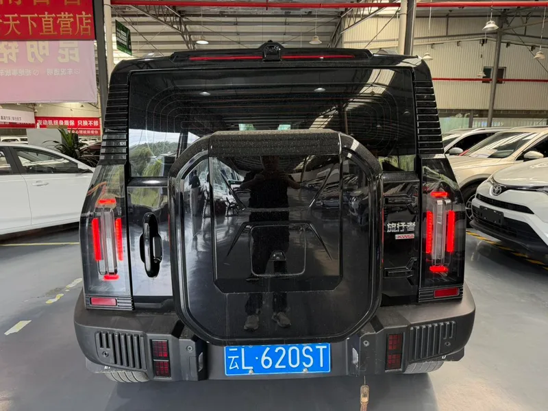 Jetour T2 2023 2.0TD Tracción a las cuatro ruedas Cruzando PRO+ interior foto 13 Jetour T2 2023 2.0TD Tracción a las cuatro ruedas Cruzando PRO+ interior foto 13