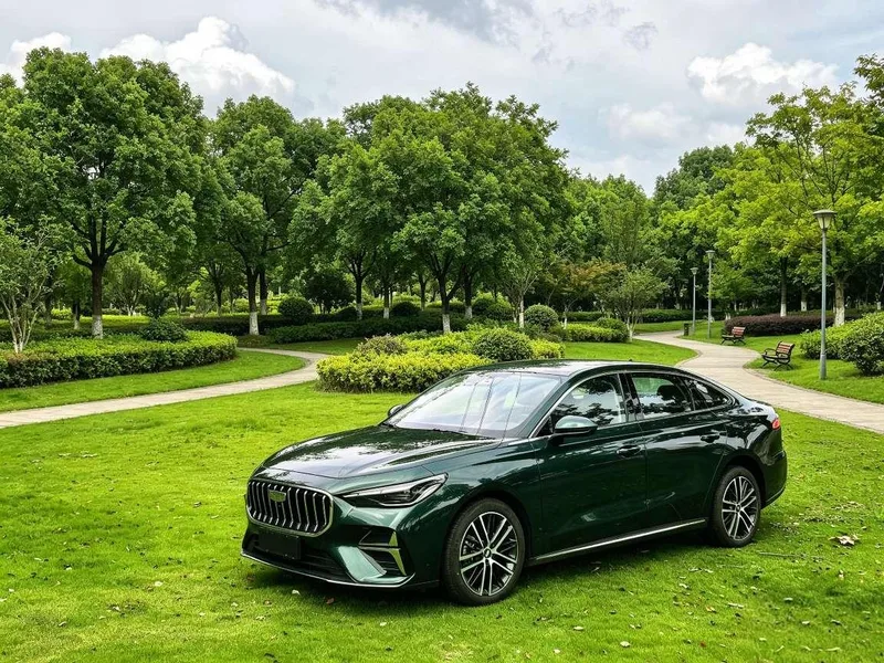Geely Emgrand 2026 5th Gen 1.5T DCT Flagship exterior photo 1 Geely Emgrand 2026 5th Gen 1.5T DCT Flagship exterior photo 1
