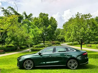 Geely Emgrand 2026 5th Gen 1.5T DCT Flagship exterior photo 7 Geely Emgrand 2026 5th Gen 1.5T DCT Flagship exterior photo 7