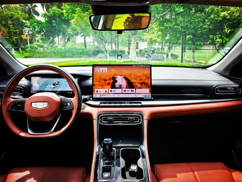 Geely Emgrand 2026 5th Gen 1.5T DCT Flagship interior photo 10 Geely Emgrand 2026 5th Gen 1.5T DCT Flagship interior photo 10