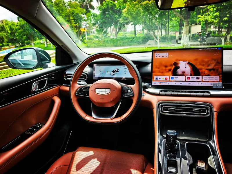 Geely Emgrand 2026 5th Gen 1.5T DCT Flagship interior photo 13 Geely Emgrand 2026 5th Gen 1.5T DCT Flagship interior photo 13