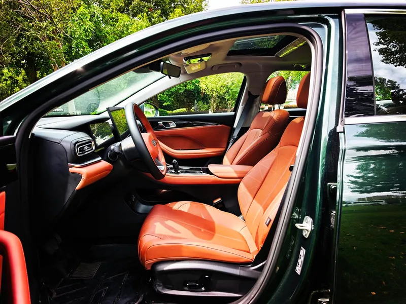 Geely Emgrand 2026 5th Gen 1.5T DCT Flagship interior photo 14 Geely Emgrand 2026 5th Gen 1.5T DCT Flagship interior photo 14