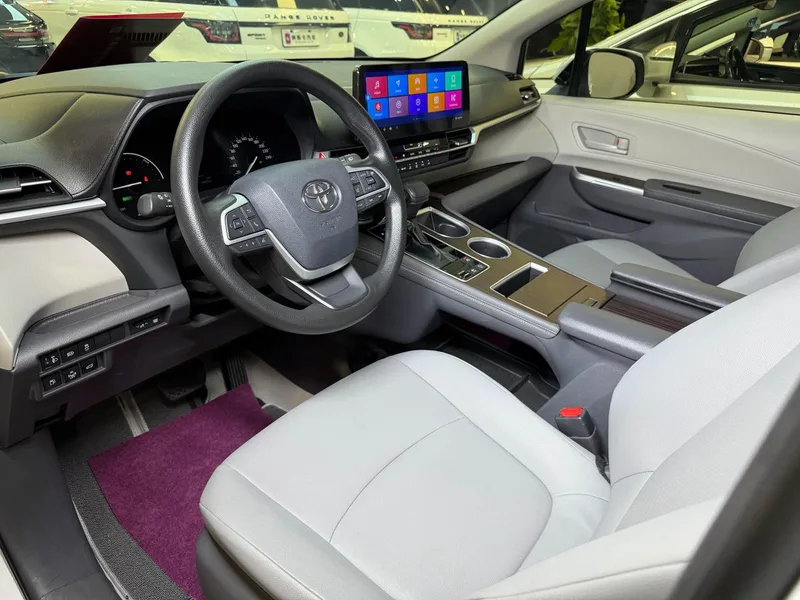Toyota Granvia 2023 Intelligent electric hybrid double engine 2.5L Luxury Edition exterior photo 7 Toyota Granvia 2023 Intelligent electric hybrid double engine 2.5L Luxury Edition exterior photo 7