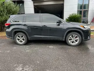 Toyota Highlander 2018 2.0T Version élite à deux roues motrices 7 Siège État VI intérieur photo 9