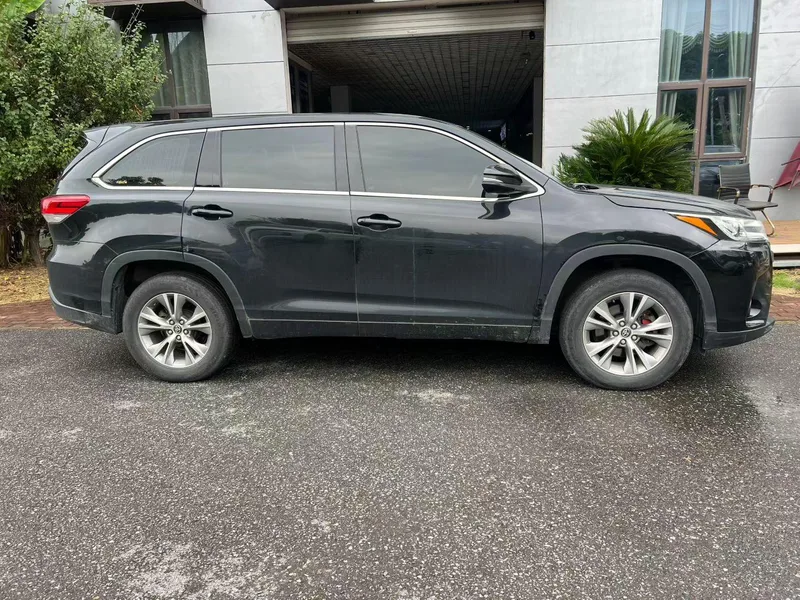 Toyota Highlander 2018 2.0T Version élite à deux roues motrices 7 Siège État VI intérieur photo 9