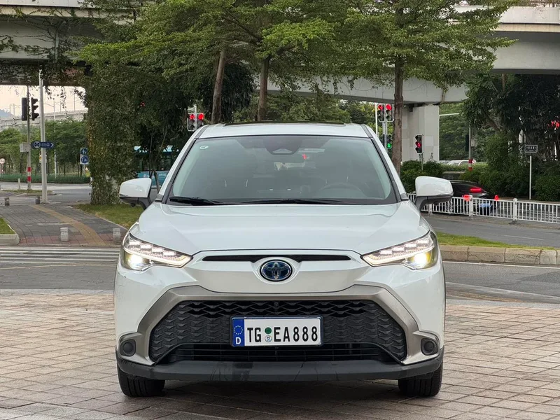 Toyota Frontlander 2024 2.0L Intelligent electric hybrid double engine Luxury Edition exterior photo 2