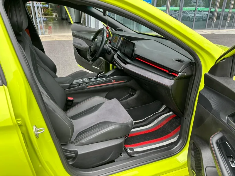 Geely Binrui 2022 Binrui COOL 1.5T DCT Versión Thunder exterior foto 7