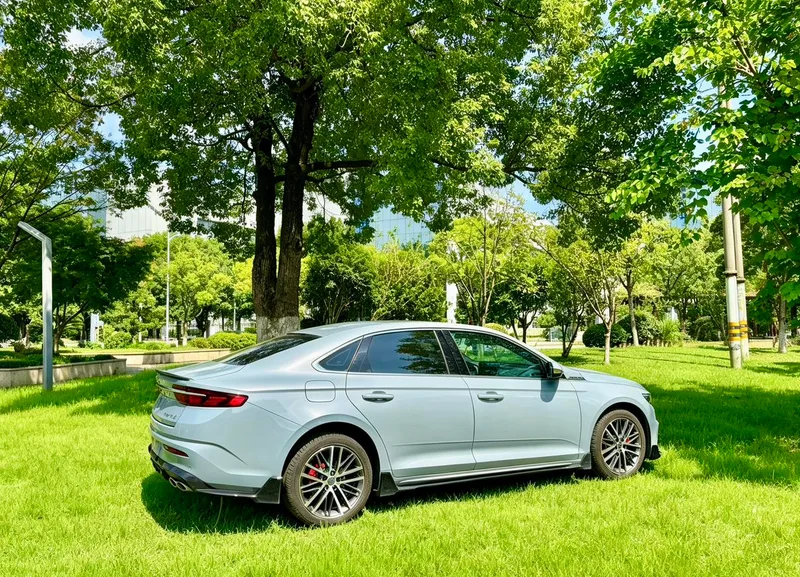 Geely Preface 2023 1.5T Kunlun Edition exterior photo 4