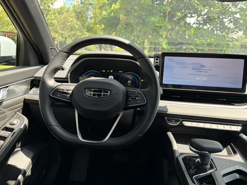 Geely Preface 2023 1.5T Kunlun Edition interior photo 9