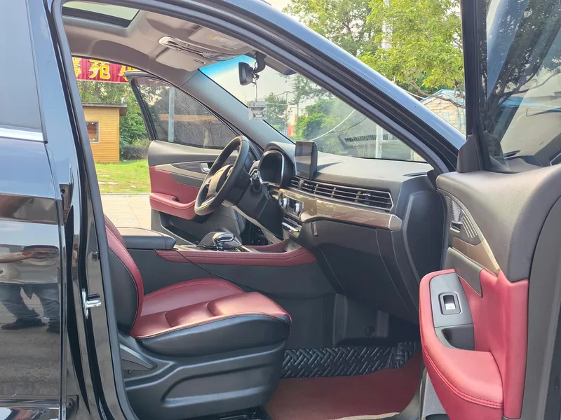 Jetour X70 2023 1.5T DCT Dream Edition 7 seat interior photo 14 Jetour X70 2023 1.5T DCT Dream Edition 7 seat interior photo 14